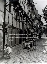 Nr_4778 Bildarchiv_1950_ca_Kinder_spielen_Adolfstr_